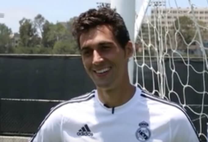 Alvaro Arbeloa 2013. (Screenshot:YouTube/adidas Football)