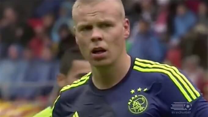 Siebtorschütze Sigthorsson im Ajax Trikot. (Screenshot:YouTube/Dimitri0508)